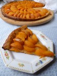 new way to bake swiss fruit tart--using apricots as example 016