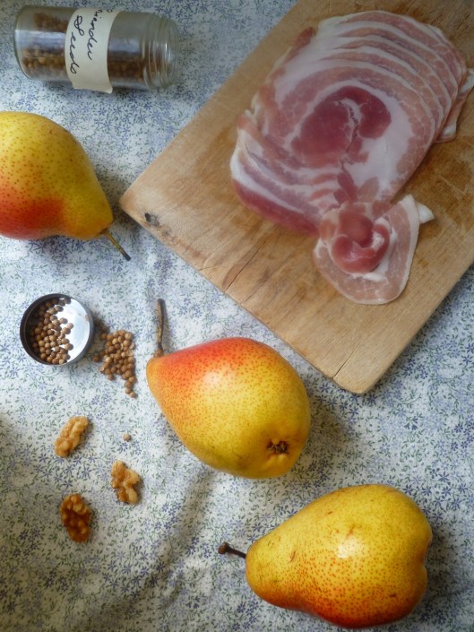 Pear pancetta toasted walnut salad 004