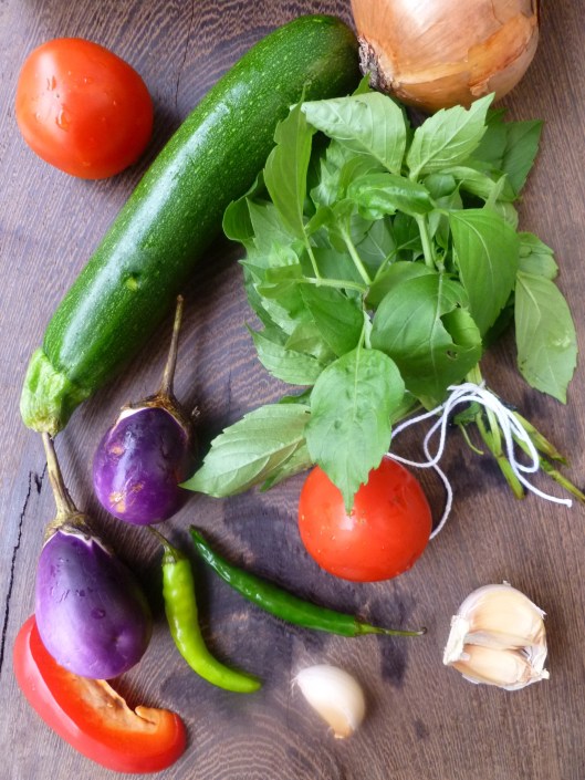 ratatouille ing and chickpea salad ing 007