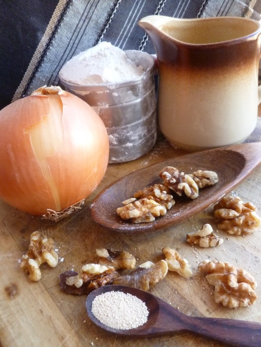 Burgundian Walnut Bread 008