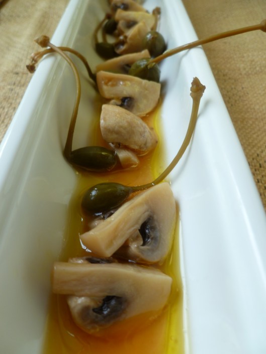 Marinated mushroom finished 045