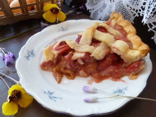 whole milk and strawberryrhubarbpie all 024