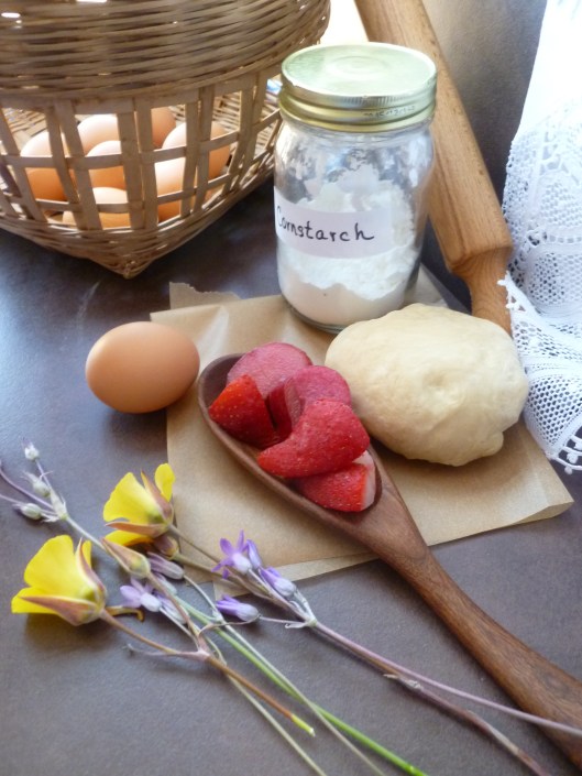 whole milk and strawberryrhubarbpie all 031