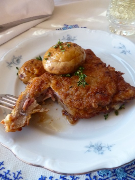 veal cordon bleu all 032