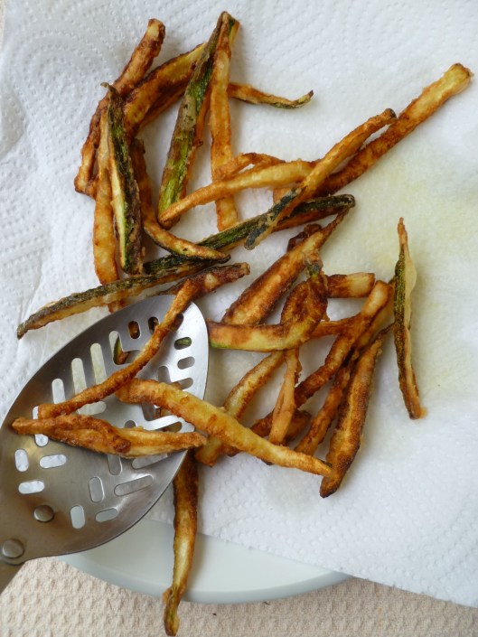 snoballs zucchini fried stick salad 030
