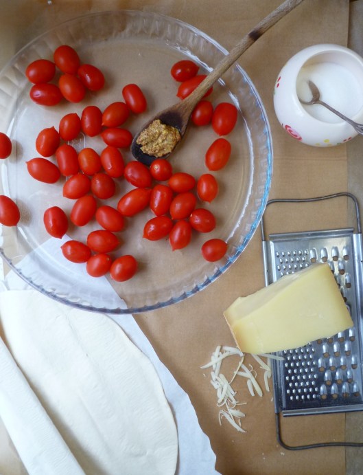 tomatotatinall and some cafe liegoising icecreamboules for freez 001